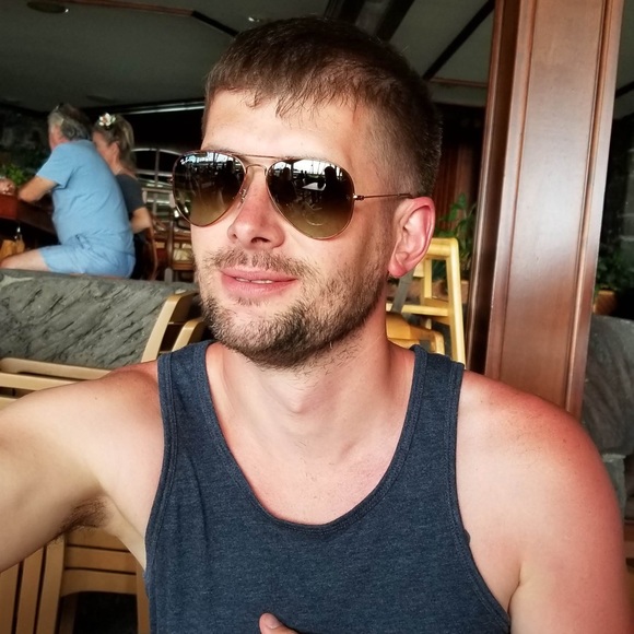 Meet your Posher, Nathan - Picture 3 of 4